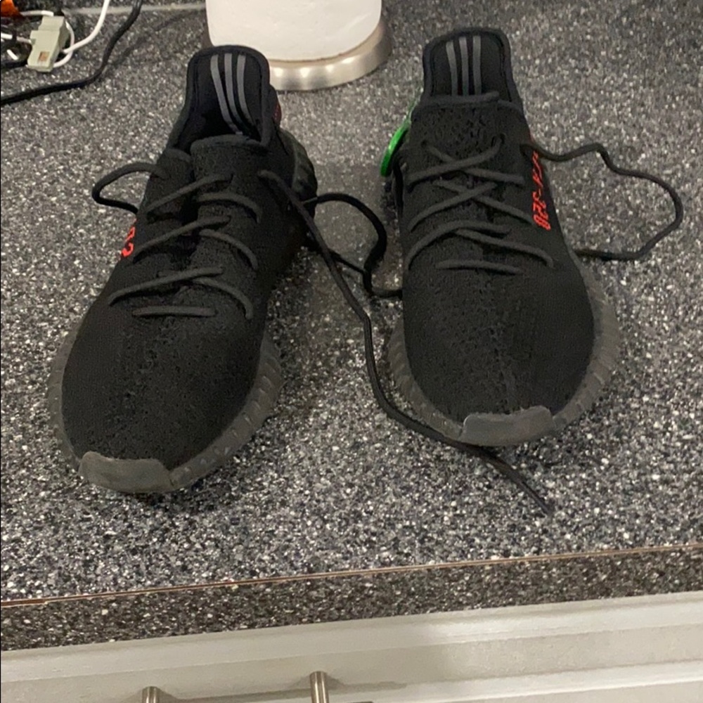 Yeezy bred - Picture 5 of 7